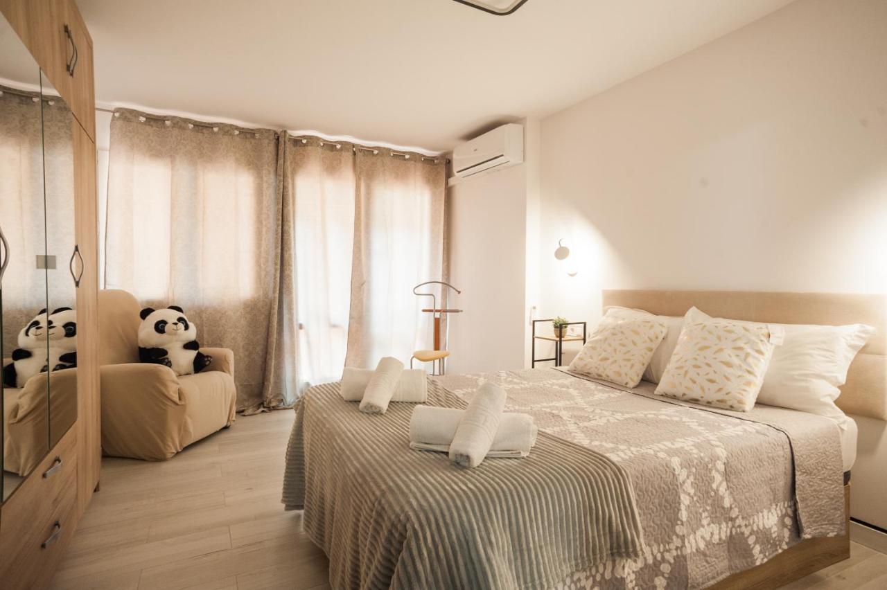 Oasis Apartment Valencia Luaran gambar